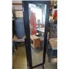 Image 2 : DRESSING MIRROR JEWELRY CABINET - LOCKING WITH KEY