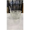 Image 8 : 4 CRYSTAL DISHES - FOOTED DISH, BASKET, LIDDED DISH
