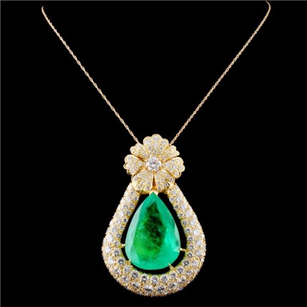 18K Gold 38.07ct Emerald & 15.00ctw Diamond Pendan