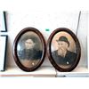 Image 1 : 2 Framed Vintage Photographic Portraits