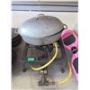 Image 1 : Propane Burner & Metal Dutch Oven