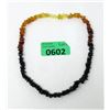 Image 1 : 18" Variegated Gemstone Chip Necklace