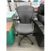 Image 1 : New Herman Miller Aeron Ergonomic Office Chair