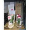 Image 1 : 17 New Glass Dome Illuminated Flowers