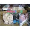 Image 1 : 12 Pairs of New Assorted Slippers