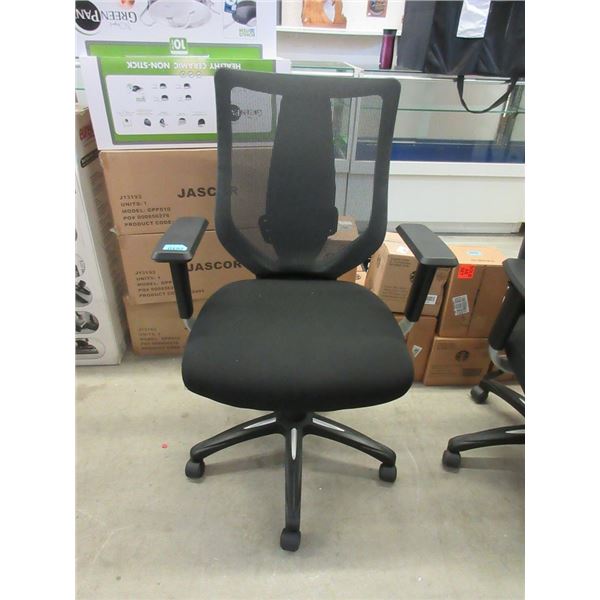 True Innovations Mesh Back Office Chair