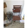 Image 1 : 2 Folding Chairs & 8 Metal Plant Stands