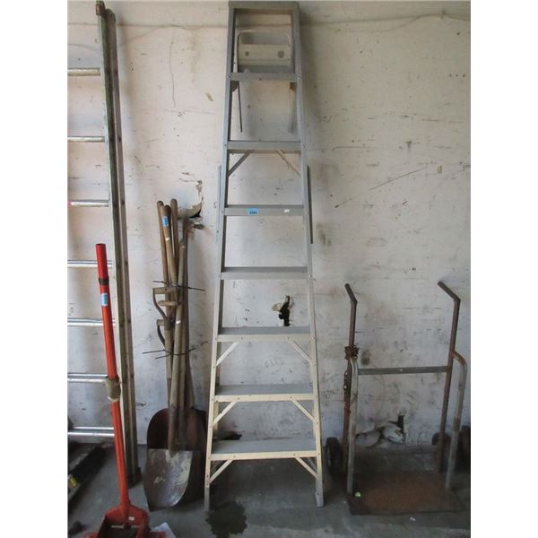 7 Foot Aluminum Step Ladder