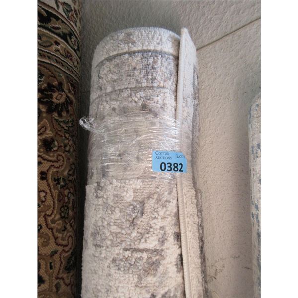 6' x 8' Low Pile Patterned Area Carpet