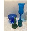 Image 1 : Colored glass items
