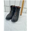Image 1 : Boots size 6