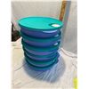 Image 1 : Tupperware vent containers