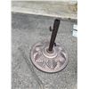 Image 1 : Umbrella stand