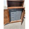 Image 2 : Cabinet with safe with combination