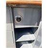 Image 3 : Cabinet with safe with combination