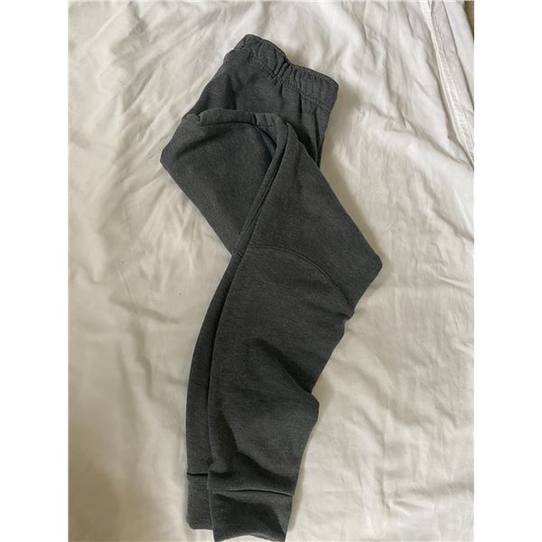 Nike dry fit sweats size small like new