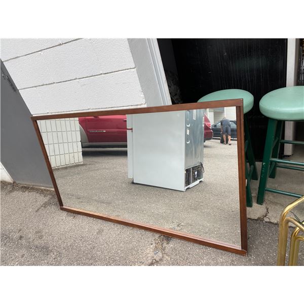 Large mirror