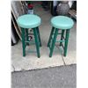 Image 1 : Two stools