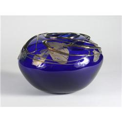 SCOTT LAURA CURRY ART GLASS VASE