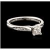Image 1 : 14KT White Gold 0.66 ctw Diamond Ring