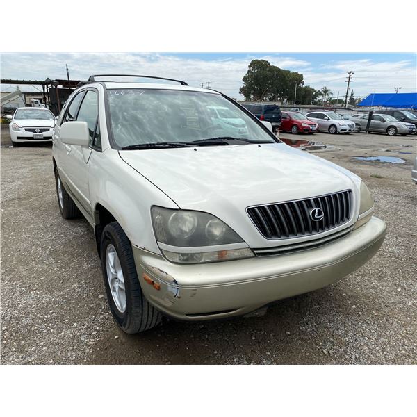 1999 LEXUS RX300