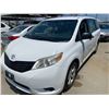 Image 1 : 2012 Toyota Sienna