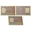 Image 1 : Paper Money: 1 rupee, 1974, full packet of 100 notes, signed by M.G. Kaul, inset 'F'