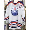 Image 2 : SIGNED MESSIER OILERS JERSEY