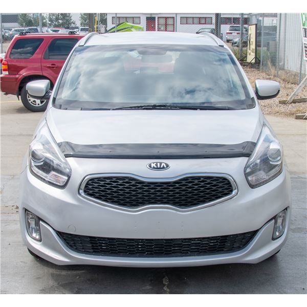 2014 KIA RONDO