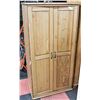 Image 1 : PINE WARDROBE