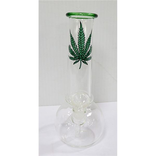 LEAF DESIGN SMOKING BONG