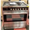 Image 1 : FREE STANDING GAS RANGE 36" 3.8 CU. FT.