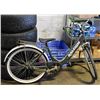 Image 1 : RALEIGH CRUISER BIKE ADULT HAS FENDER AND BACK RACK