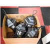 BLACK OUTDOOR LAMPS WITH BULBS X4