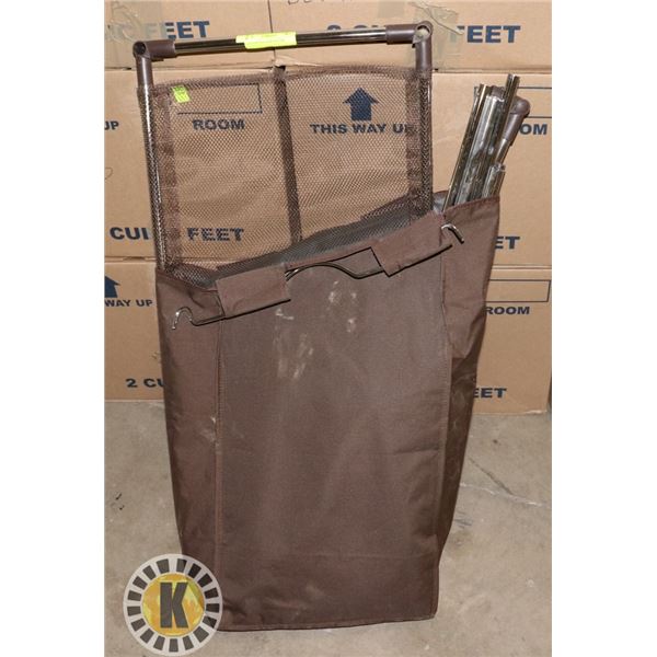 LAUNDRY BAG AND FIXTURE