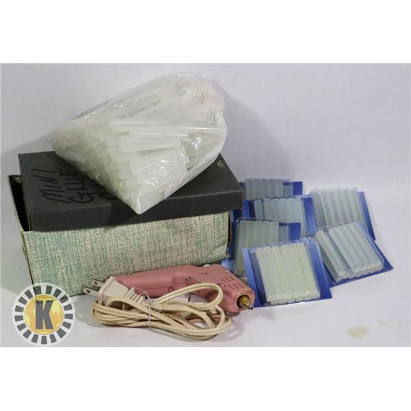 GLUE STICKS AND GLUE GUN