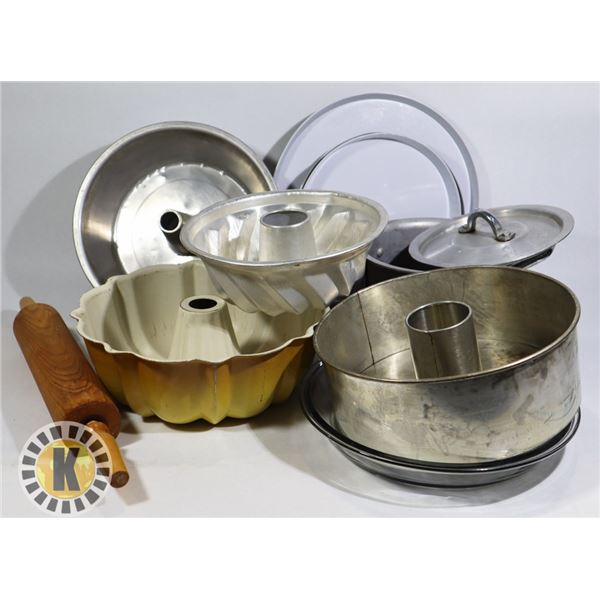 BOX OF POTS AND PANS