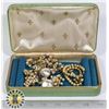 Image 1 : FASHION JEWELRY IN JEWELRY BOX