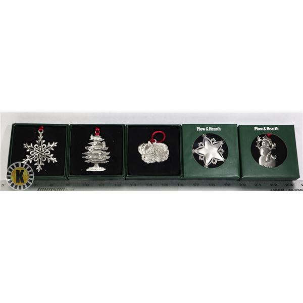 FASHION JEWELRY IN VINTAGE GUBEK CIGARETTE BOX