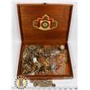Image 1 : ESTATE BOX OF ASSORTED JEWELRY