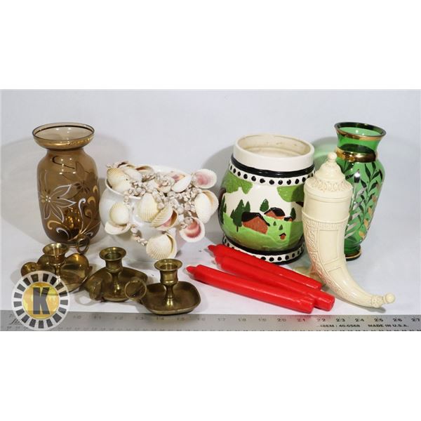 ESTATE BOX OF HOME DECOR- JARS, SHELLS & MORE