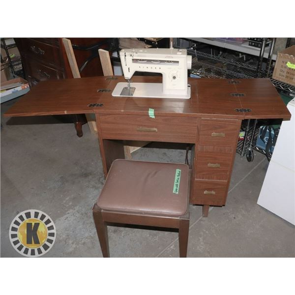VINTAGE SEWING MACHINE IN CABINET