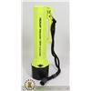 Image 1 : PELICAN SABRELITE 2000 SUBMERSIBLE FLASHLIGHT