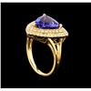 Image 4 : 14KT Yellow Gold 4.45 ctw Tanzanite and Diamond Ring