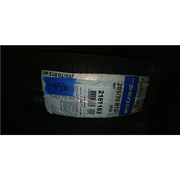 (1) KUMHO 205/70R15