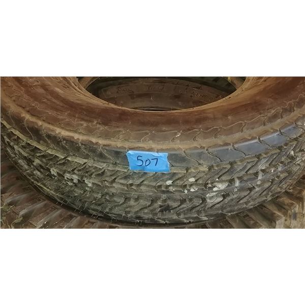 (1) ATLAS LT255/75R15