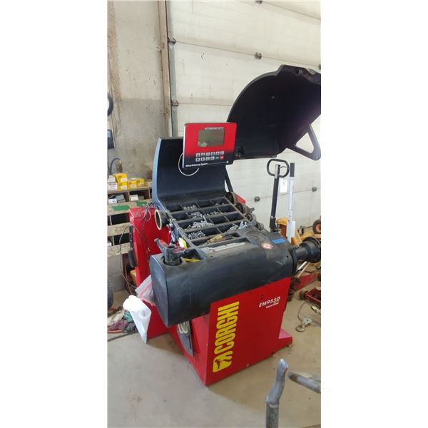 CORGHI EM9550 LASERLIE BALANCER