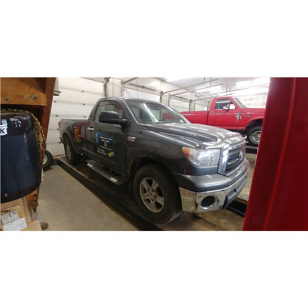 2012 TOYOTA TUNDRA V8 REG CAB 2WD VIN: 5TFLY5F19CX126081