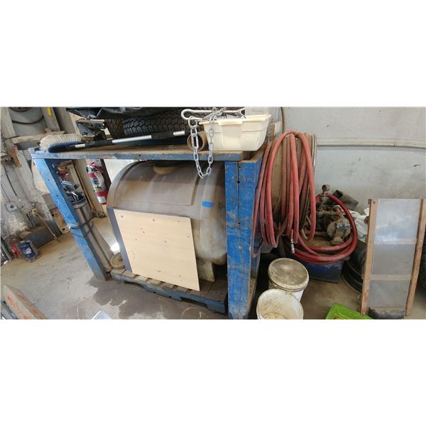 Calcium tank and pump