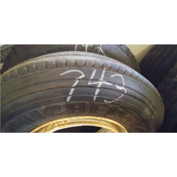 (1) USED MICHELIN 11R22.5 W/RIM